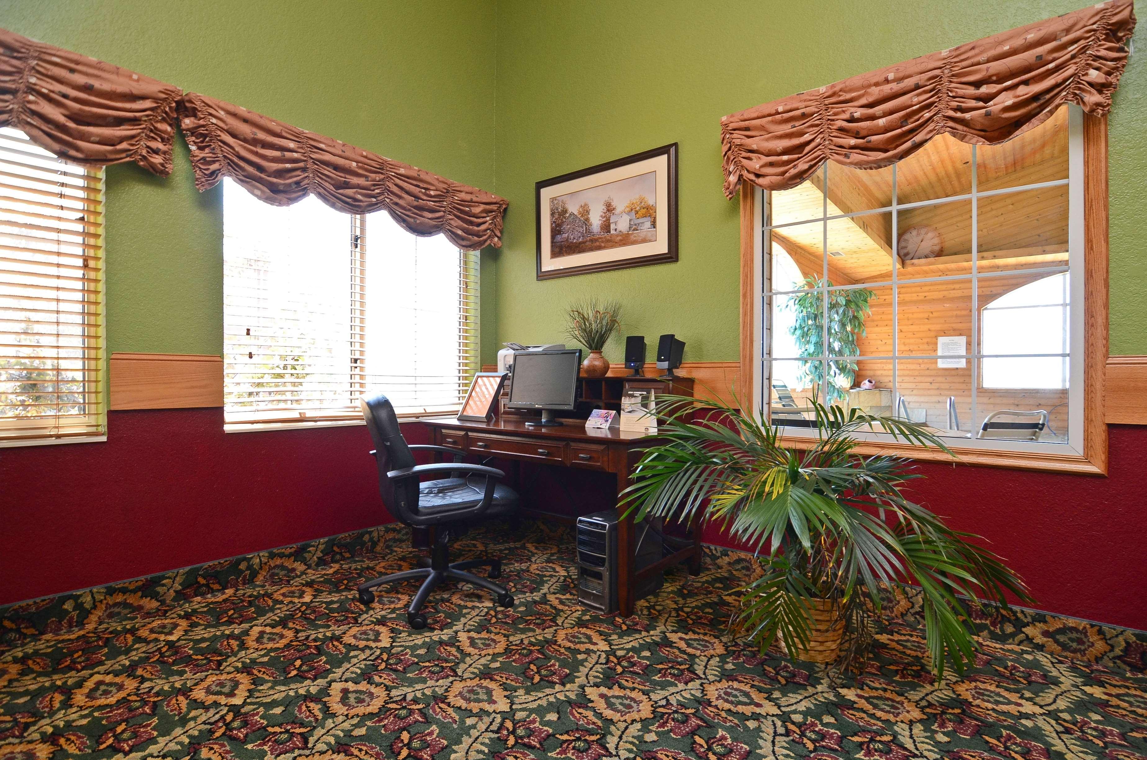 Pioneer Inn & Suites Grinnell Üzleti fotó
