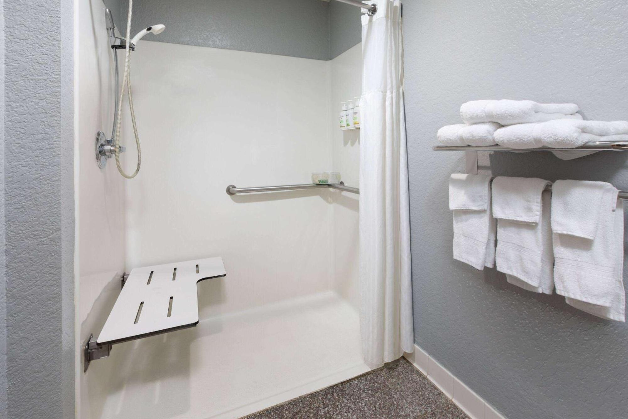 Pioneer Inn & Suites Grinnell Kültér fotó