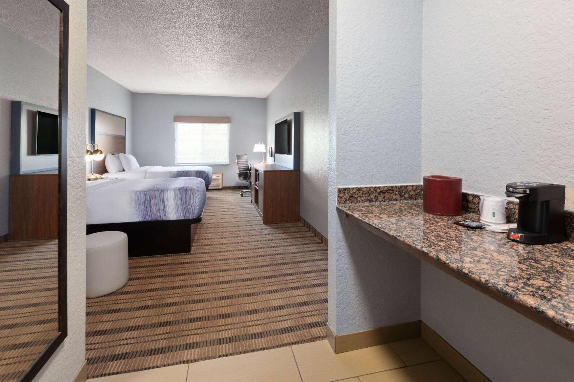 Pioneer Inn & Suites Grinnell Kültér fotó