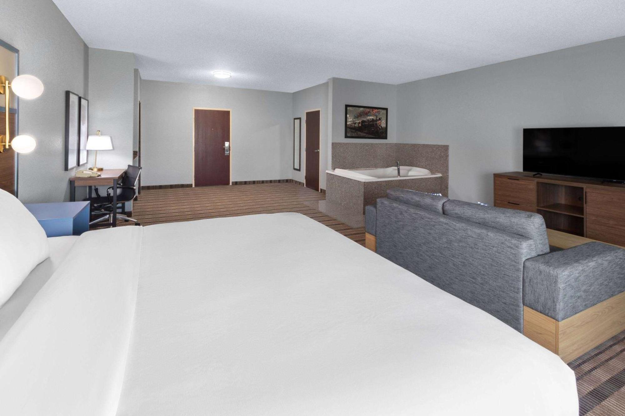 Pioneer Inn & Suites Grinnell Kültér fotó