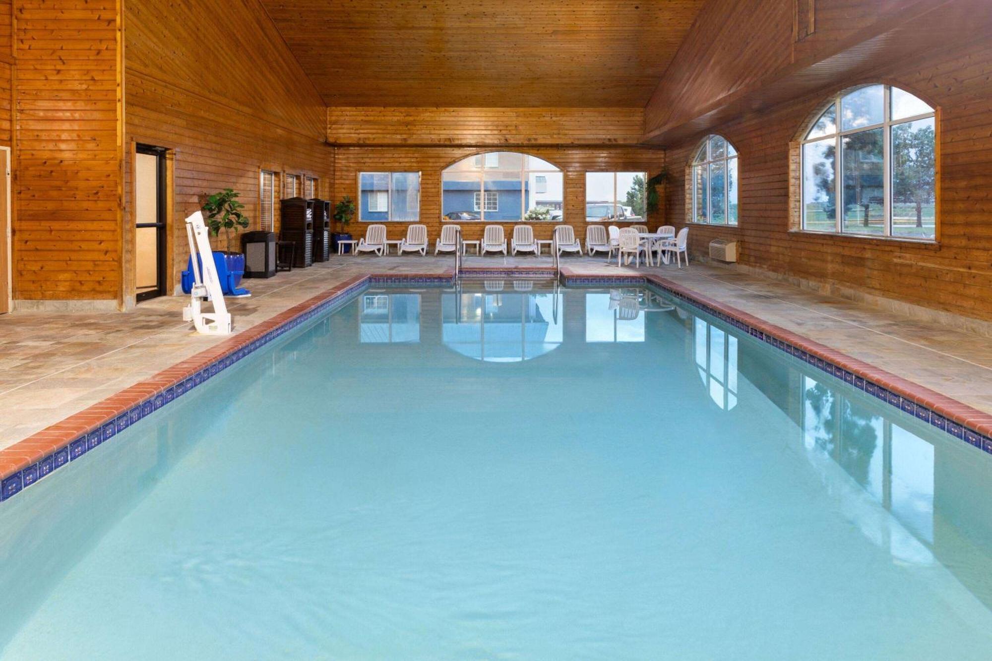Pioneer Inn & Suites Grinnell Kültér fotó