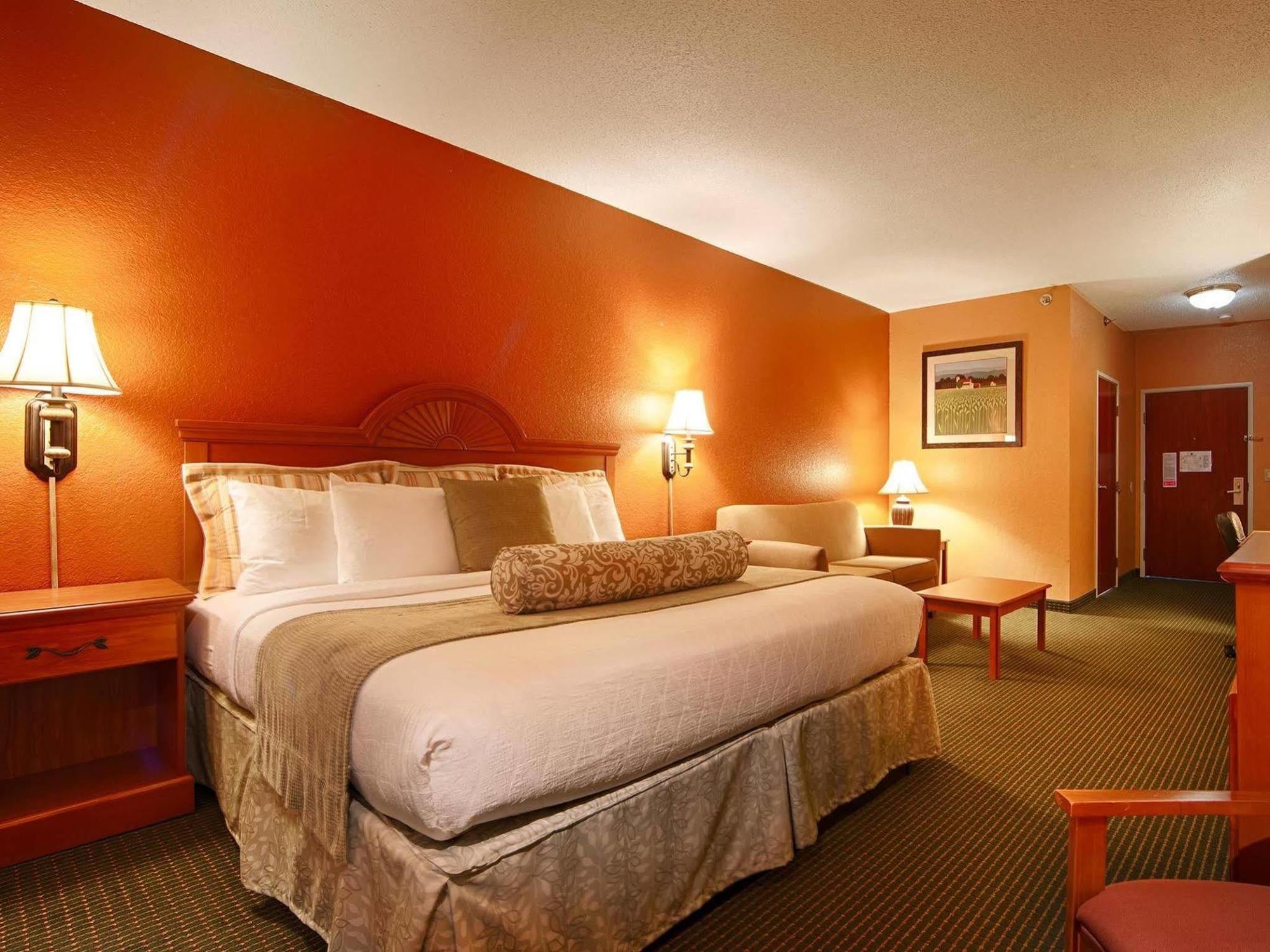 Pioneer Inn & Suites Grinnell Kültér fotó